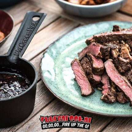 Big Green Egg Big Green Egg  Pre-Seasoned Cast Iron Sauce Pot + Basting Brush