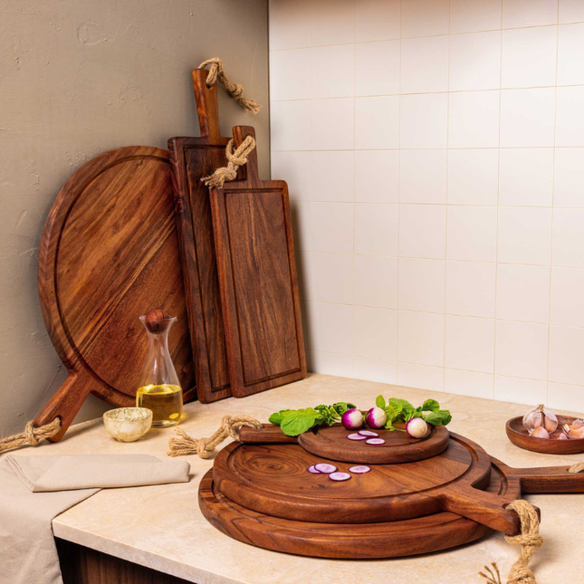 Bowls and Dishes Pure Acacia Wood Serveerplank Rond Met Sapgoot Ø 35 cm
