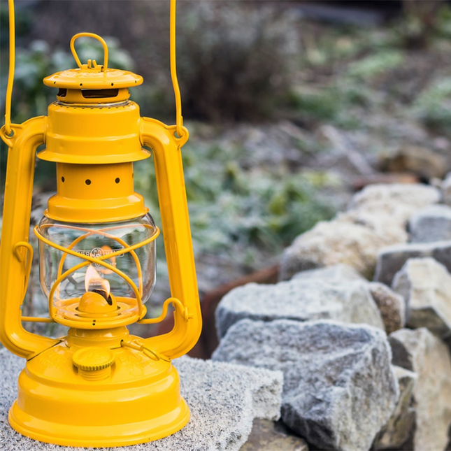 Feuerhand Original Feuerhand Stormlantaarn Signaal Geel