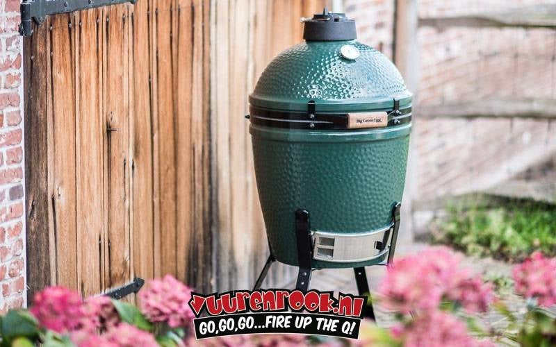 Big Green Egg Medium + Table Nest