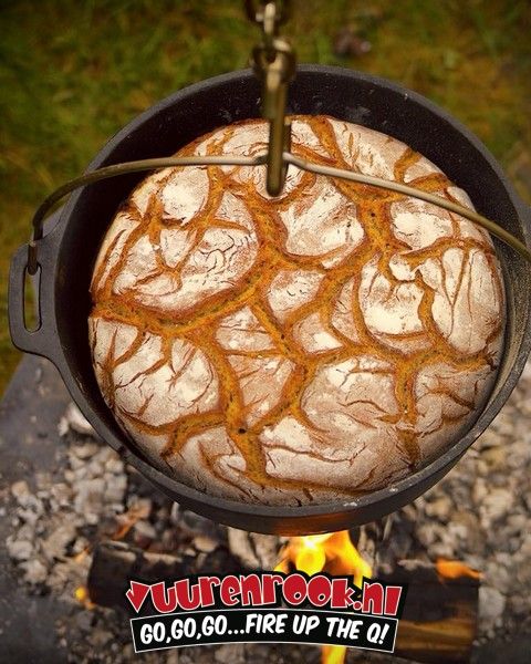 Petromax 9 Quarts / 7,5 Liter  Dutch Oven met 3 pootjes