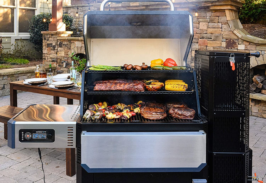 Masterbuilt Gravity Series™ 1050 Digitaler Holzkohlegrill und Smoker 