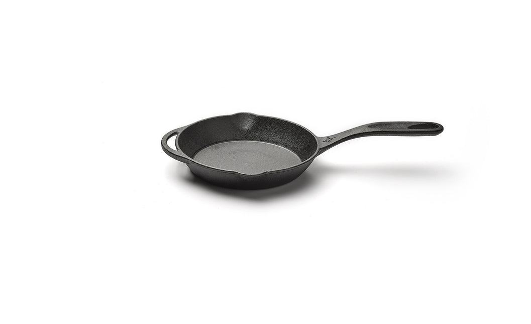 Barebones Cast Iron Skillet 2 quarts