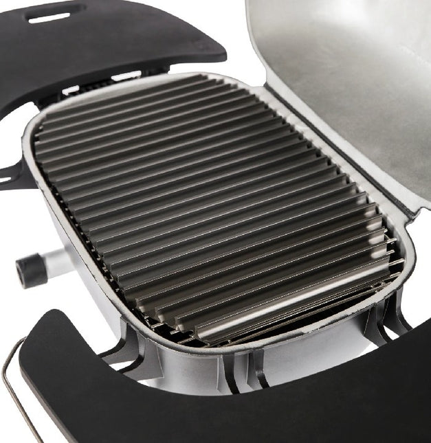 PK360 Grill  &  Smoker Graphite met PVC Zijtafels