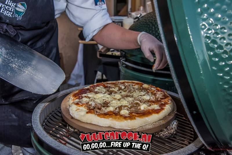 Big Green Egg Pizzastein groß