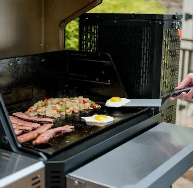 Masterbuilt Gravity Series™ 800 Digitaler Holzkohlegrill + Grill + Räucherofen