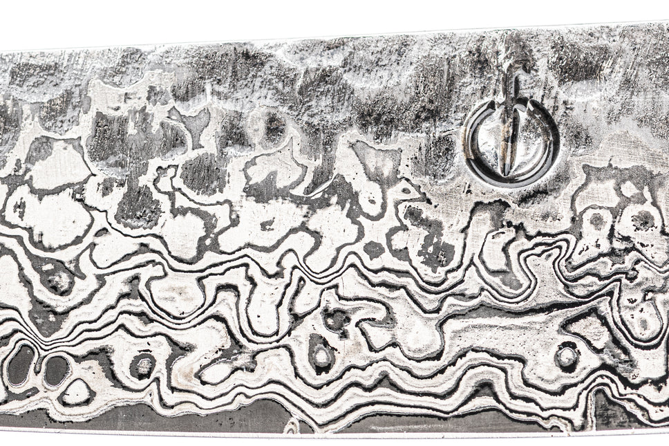 Forged Limited Edition Kiritsuke Mes met Cover