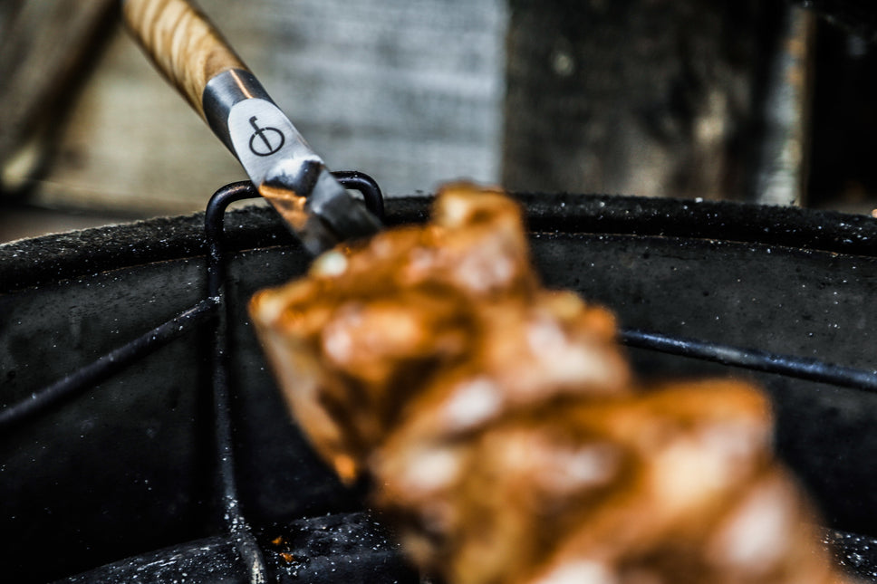 Forged Second Chance: Churrasco Forged Spies V-vorm 60 cm