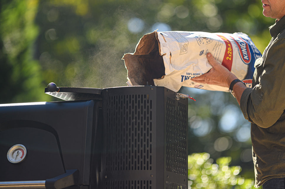 Masterbuilt Masterbuilt Gravity Series™ 560 Digitale Houtskool Grill en Roker