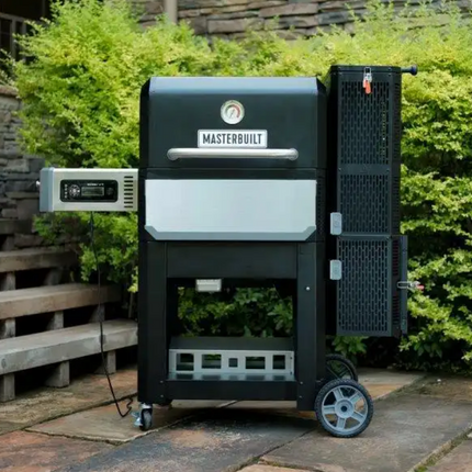 Masterbuilt Masterbuilt Gravity Series™ 800 Digital Charcoal Griddle + Grill + Smoker