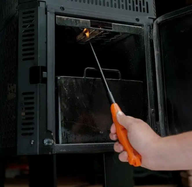 Masterbuilt Masterbuilt Gravity Series™ 800 Digital Charcoal Griddle + Grill + Smoker