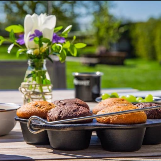 Petromax Petromax Cast Iron Muffin Pan