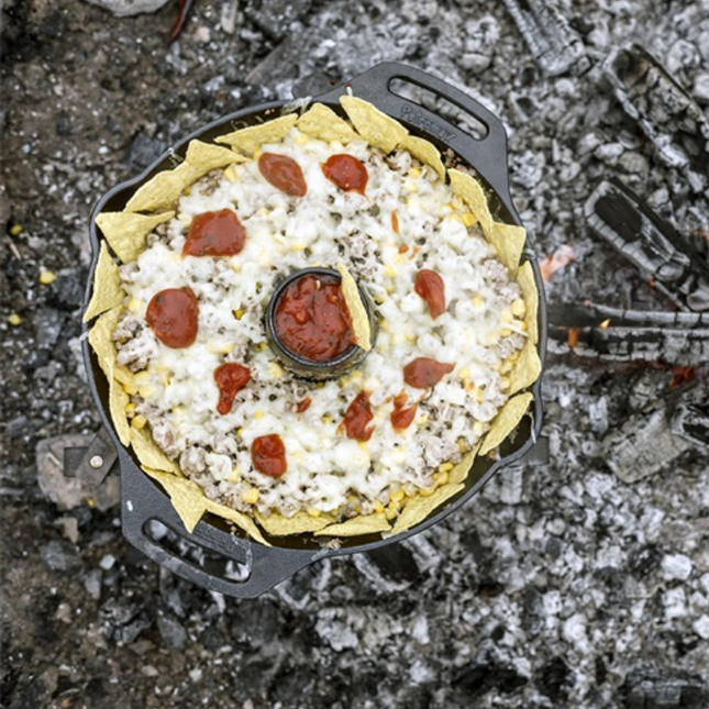 Petromax Petromax Cast Iron Turkey / Chicken Sitter 30cm