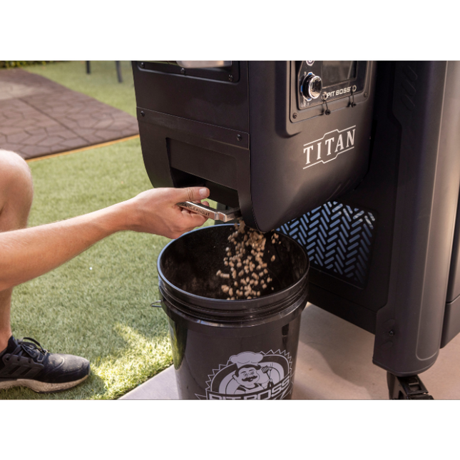 Pit Boss Pit Boss Competition Series Titan 1600