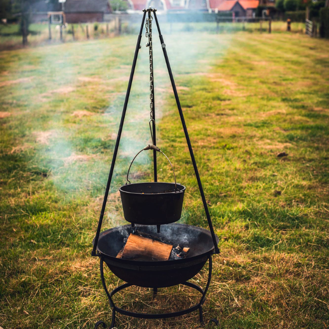 The Windmill Cast Iron Second Chance: The Windmill Dutch Oven 9 quarts Met Pootjes