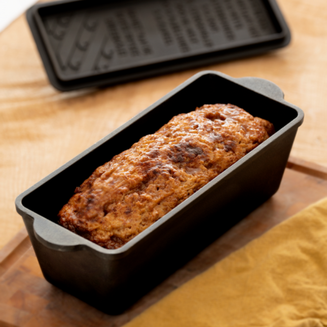 The Windmill Cast Iron The Windmill Loaf 'n Bread Dutch Oven