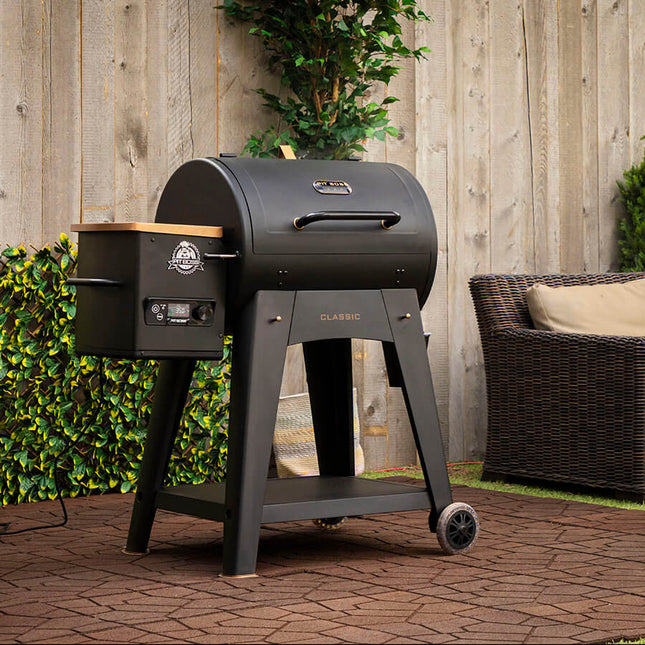 Vuur & Rook Pit Boss Classic Wood Pellet Grill ONYX Edition