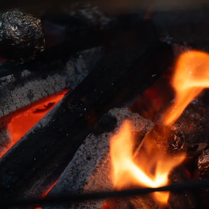 Vuur & Rook Roasted Sawdust Hexagon Charcoal Briketten Tubes 10 kg