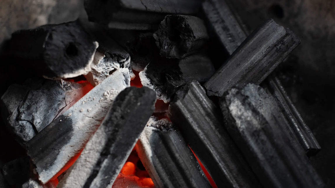 Vuur & Rook Roasted Sawdust Hexagon Charcoal Briketten Tubes 10 kg