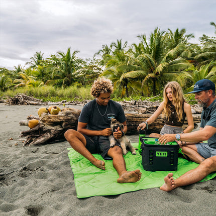 YETI Yeti Hopper Flip 12 Canopy Green