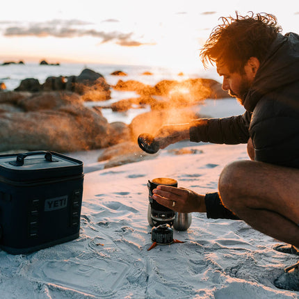 YETI Yeti Hopper Flip 12 Navy