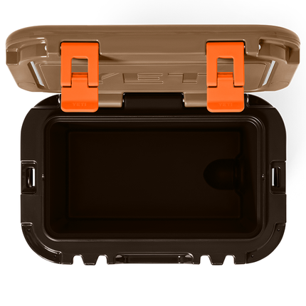 YETI Yeti Roadie 15 Hard Cooler Wetlands Camo