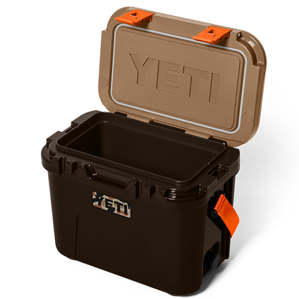 YETI Yeti Roadie 15 Hard Cooler Wetlands Camo