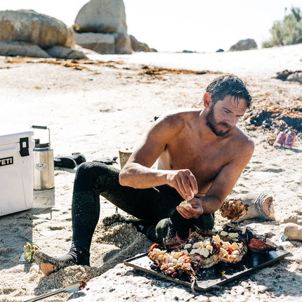 YETI Yeti Roadie 24 Hard Cooler Rescue Red