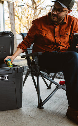 YETI Yeti Roadie 48 Hard Cooler met Wielen Charcoal