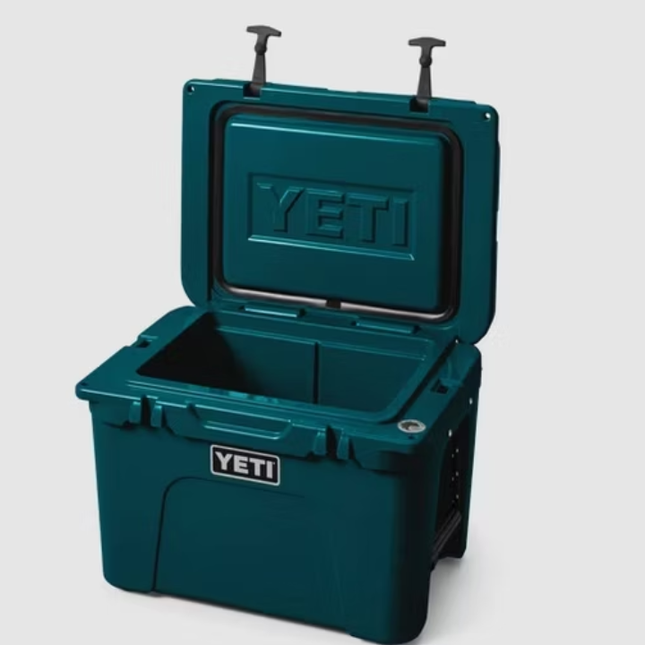 YETI Yeti Tundra 35 Hard Cooler Agave Teal